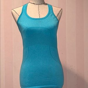 Lulu lemon tank